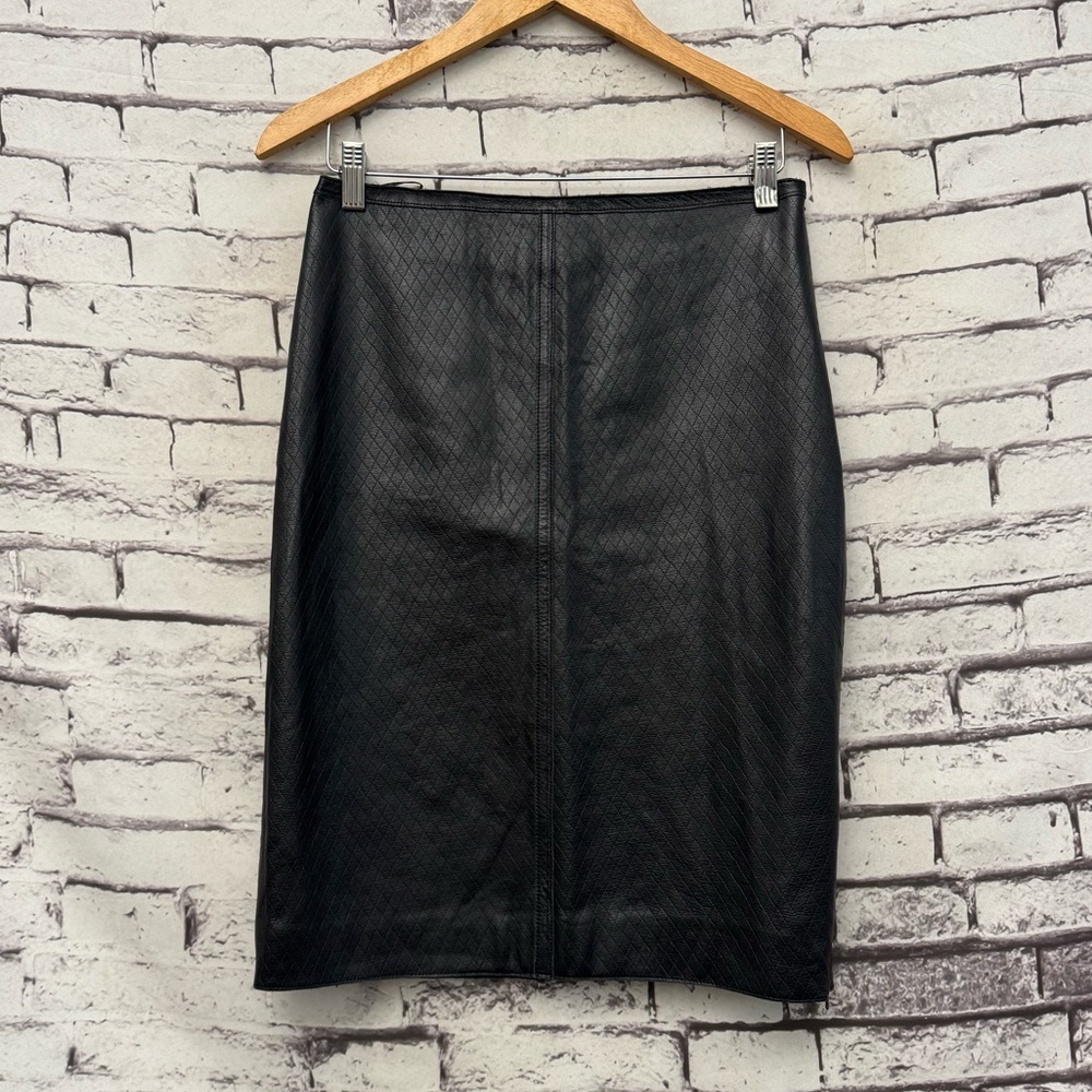 The Wrights Guinean Leather Diamond Pattern Pencil Skirt in Black Size 6 VTG